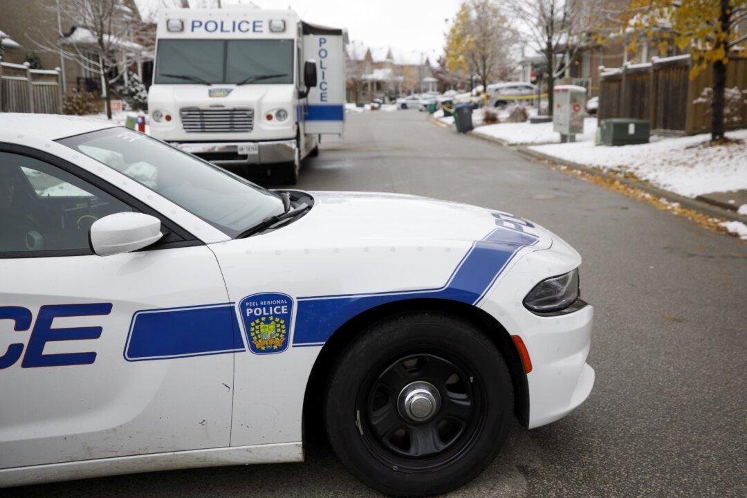 Majority of Canadians Lack Confidence in Police Response to Rising Auto Theft: Poll