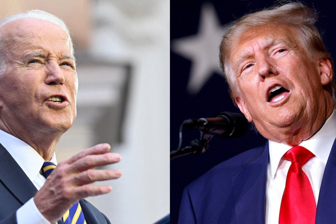 Biden, Trump Headed to UAW Strike to Vie for Blue-Collar Support