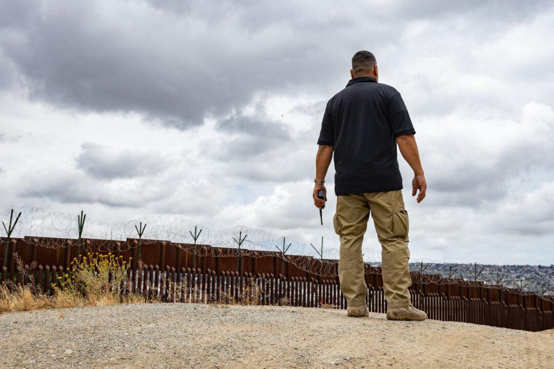 Colorado Businessman Sentenced to Over 5 Years for Role in Border Wall Fundraising Scheme