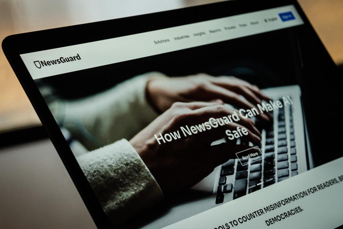 NewsGuard: Surrogate the Feds Pay to Keep Watch on the Internet and Be a Judge of the Truth