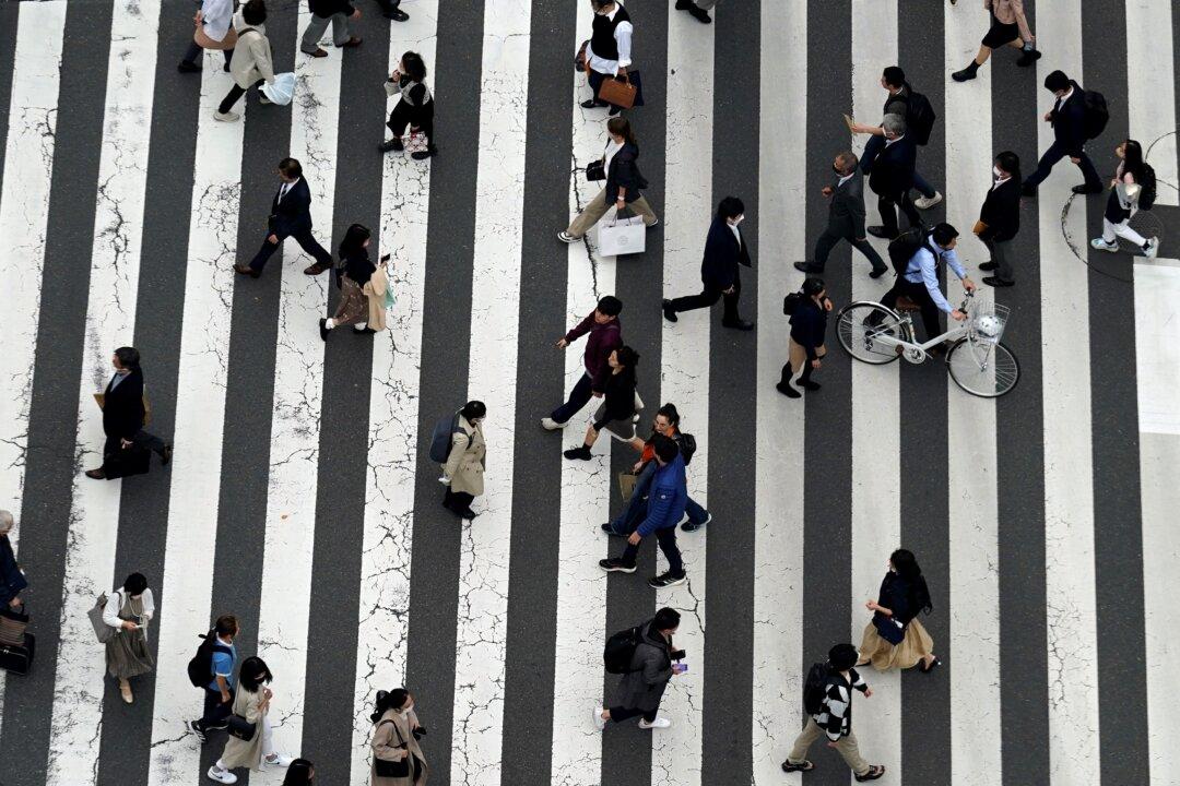 Japan Records Steepest Population Decline While Number of Foreign Residents Hits New High