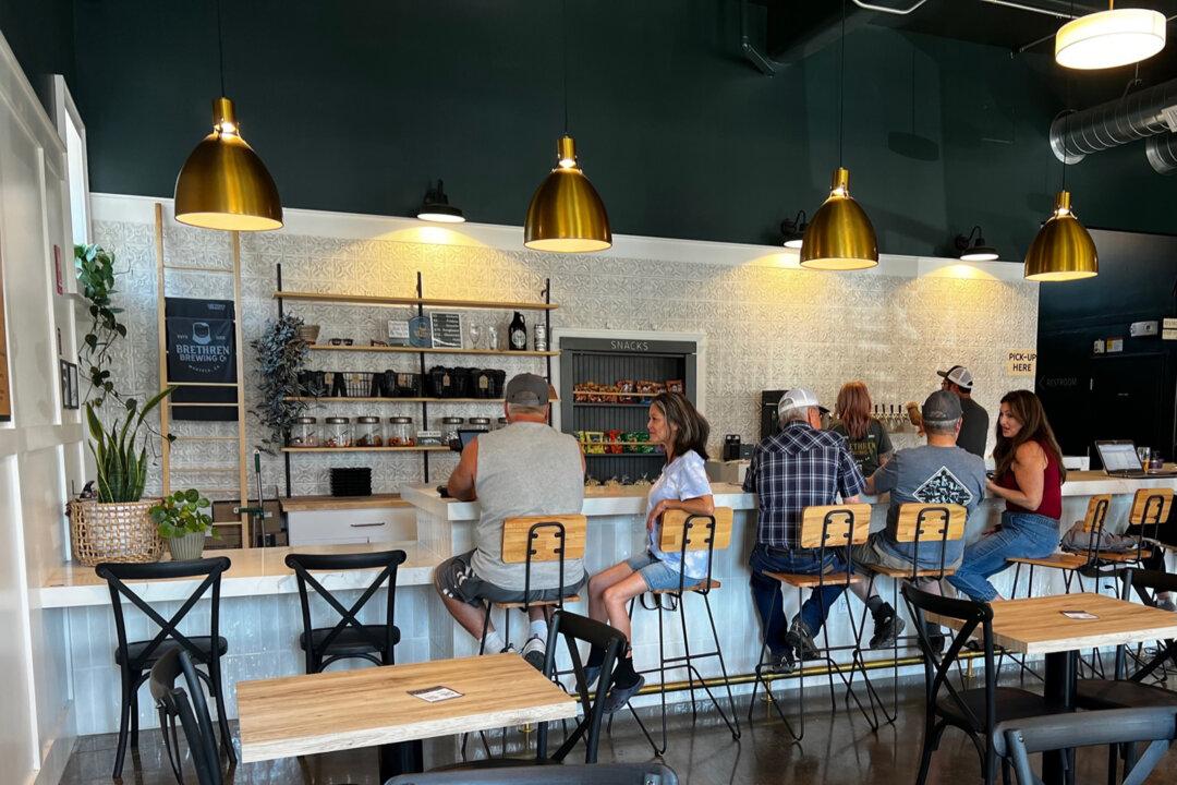 See Behind the Scenes of New Calif. Central Valley Brewery to Learn How Craft Beer Is Made