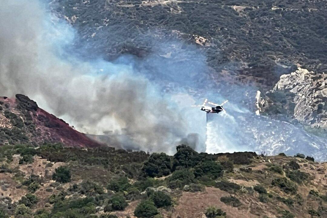 Hundreds of Acres Burned in 3 Fires in Hills Around Los Angeles