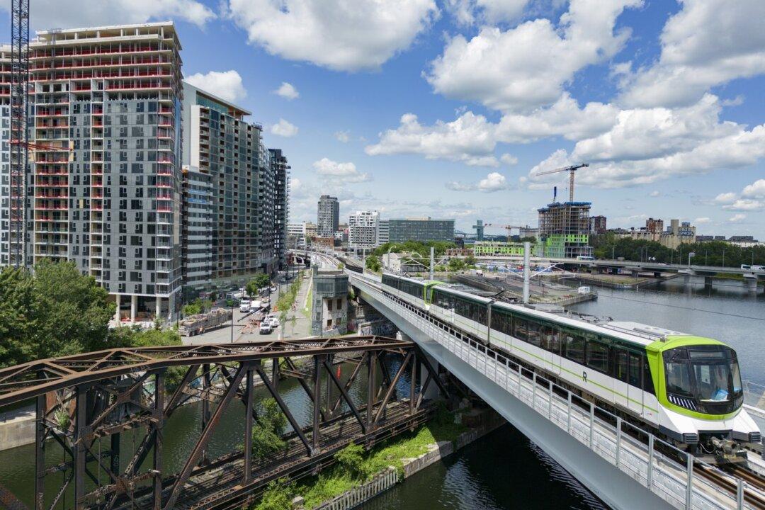 Montreal’s New, For-Profit Light-Rail System: National Model or Cautionary Tale?