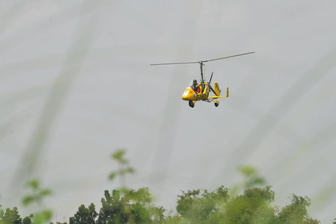 2 Killed After Helicopter, Gyrocopter Collide Midair in Wisconsin