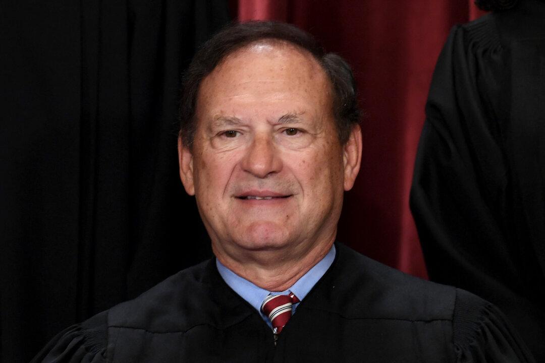 Justice Alito Dismisses Calls for Recusal Following Interviews