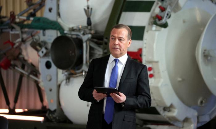 Russia’s Medvedev: We'd Have to Use a Nuclear Weapon If Ukrainian Offensive Was a Success
