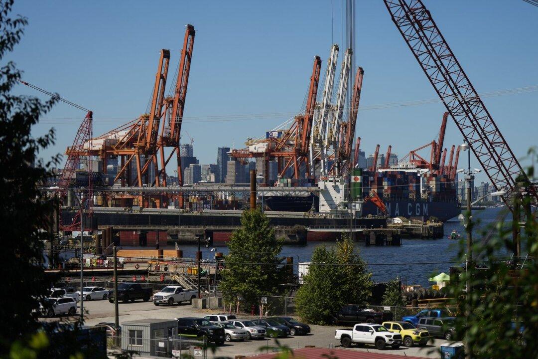 Breakthrough in BC Port Dispute as New Tentative Deal Is Reached