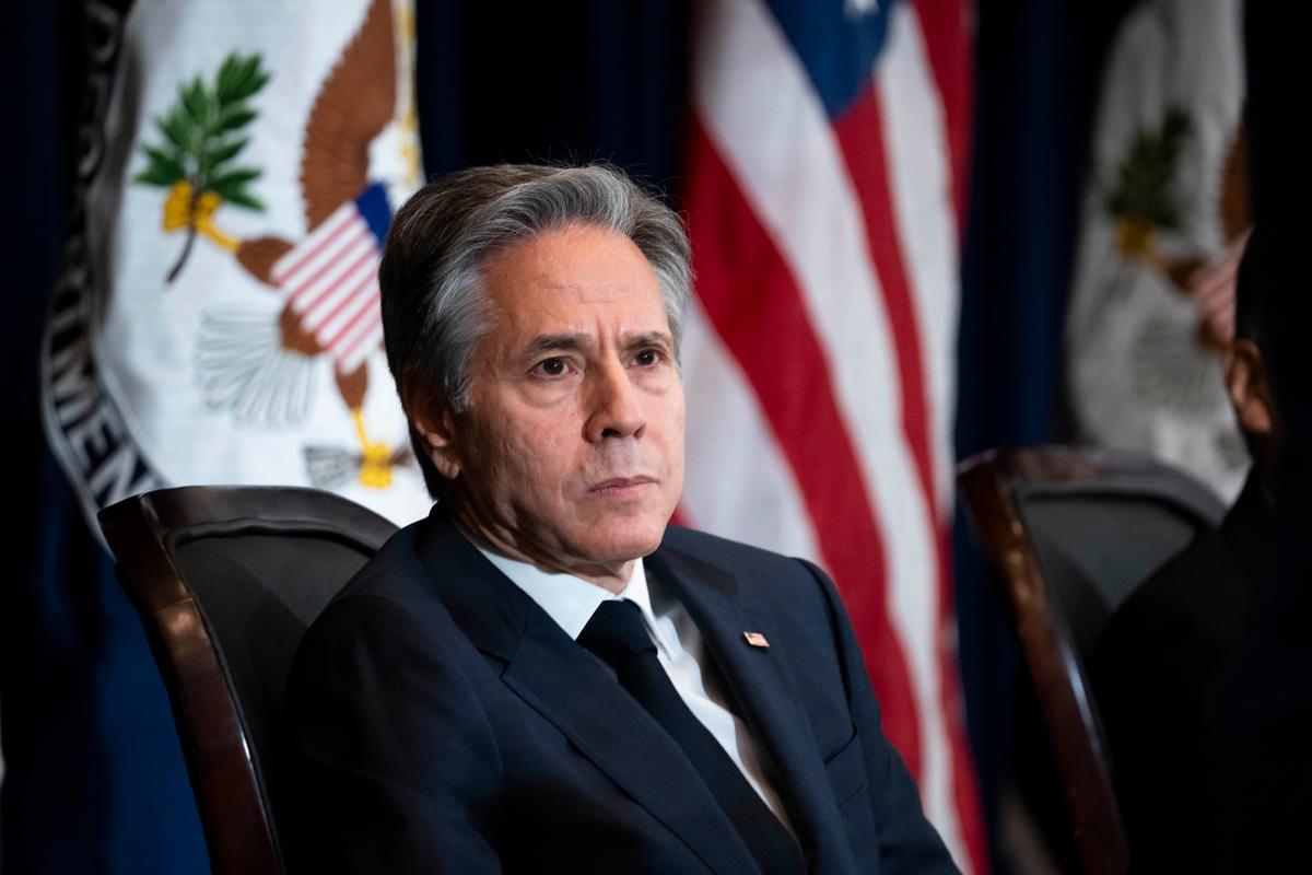 Blinken Says Fentanyl, Immigration Crisis ‘Mutual Responsibility’ Ahead of Mexico Visit