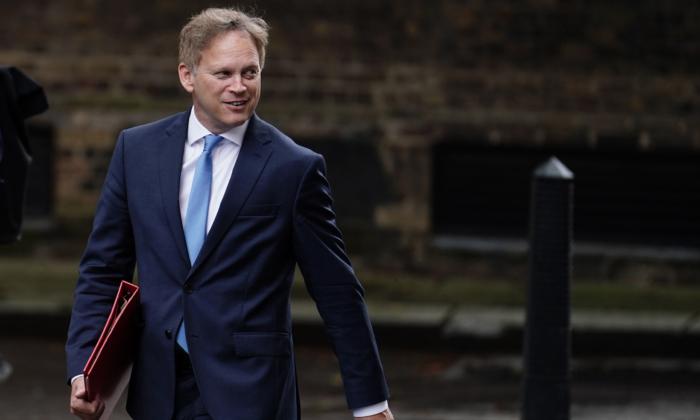 Shapps Meets With Industry Bosses to Discuss UK Energy and ‘Disruptive Protests’