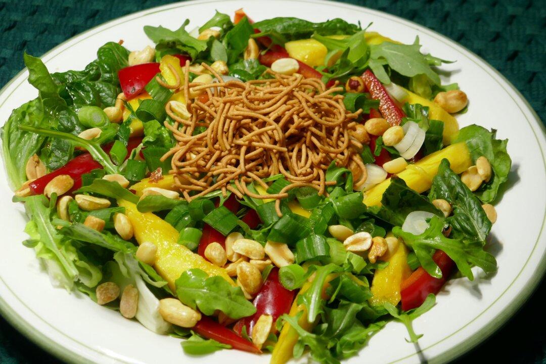 Celebrate Mango Season With This Asian-Style Salad Recipe