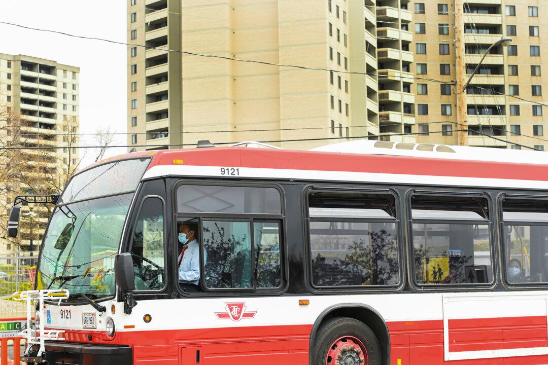 ‘Private Capital’ Potentially Needed to Revive Canada’s Public Transit: Federal Report