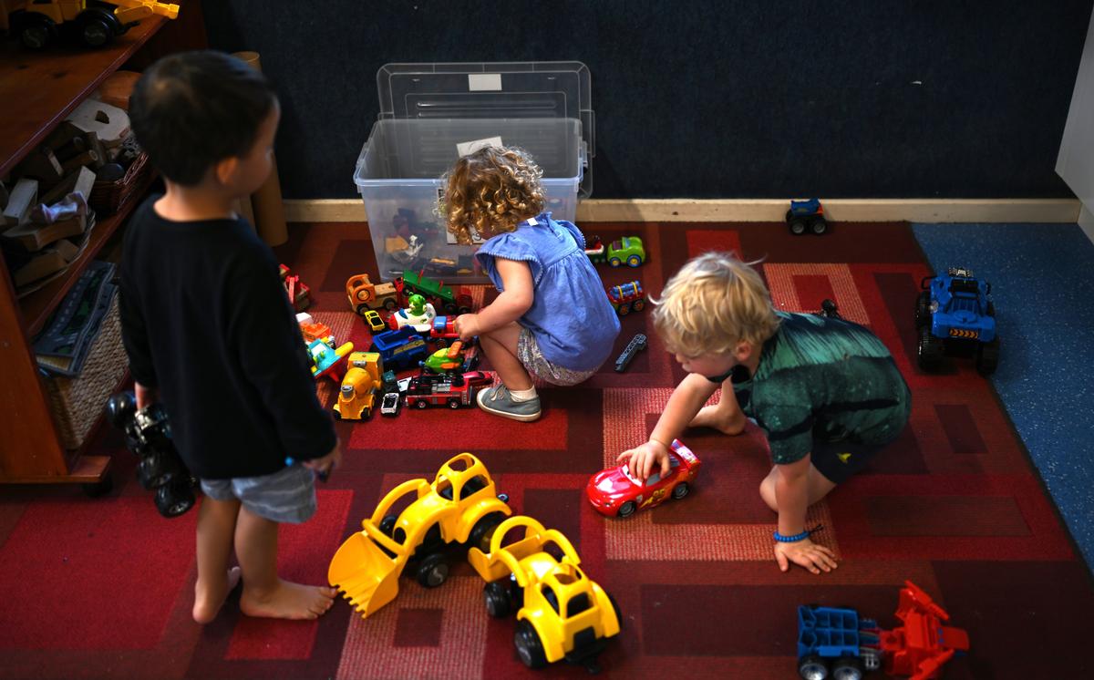 Senate Passes New Law Guaranteeing 3 Free Days of Childcare per Week