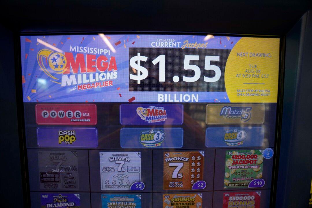 $1.55 Billion Mega Millions Prize Grows as 31 Drawings Pass Without a Winner