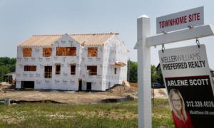 US Home Prices Continue to Soar, Despite High Mortgage Rates