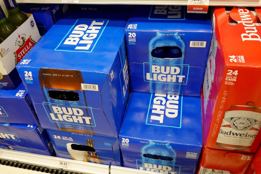 Expert Warns Bud Light Won’t ‘Fully Recover’ in 2024