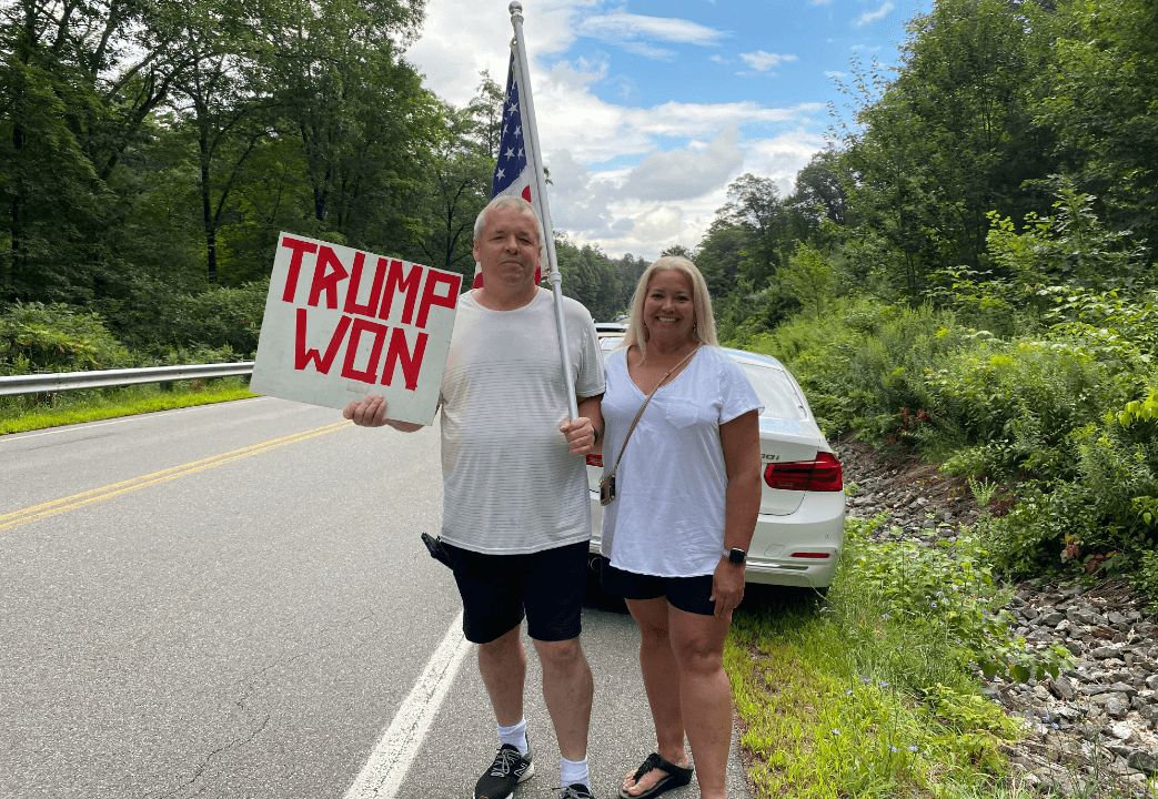 Supporters Flock to Trump’s New Hampshire Appearance Amidst Indictments
