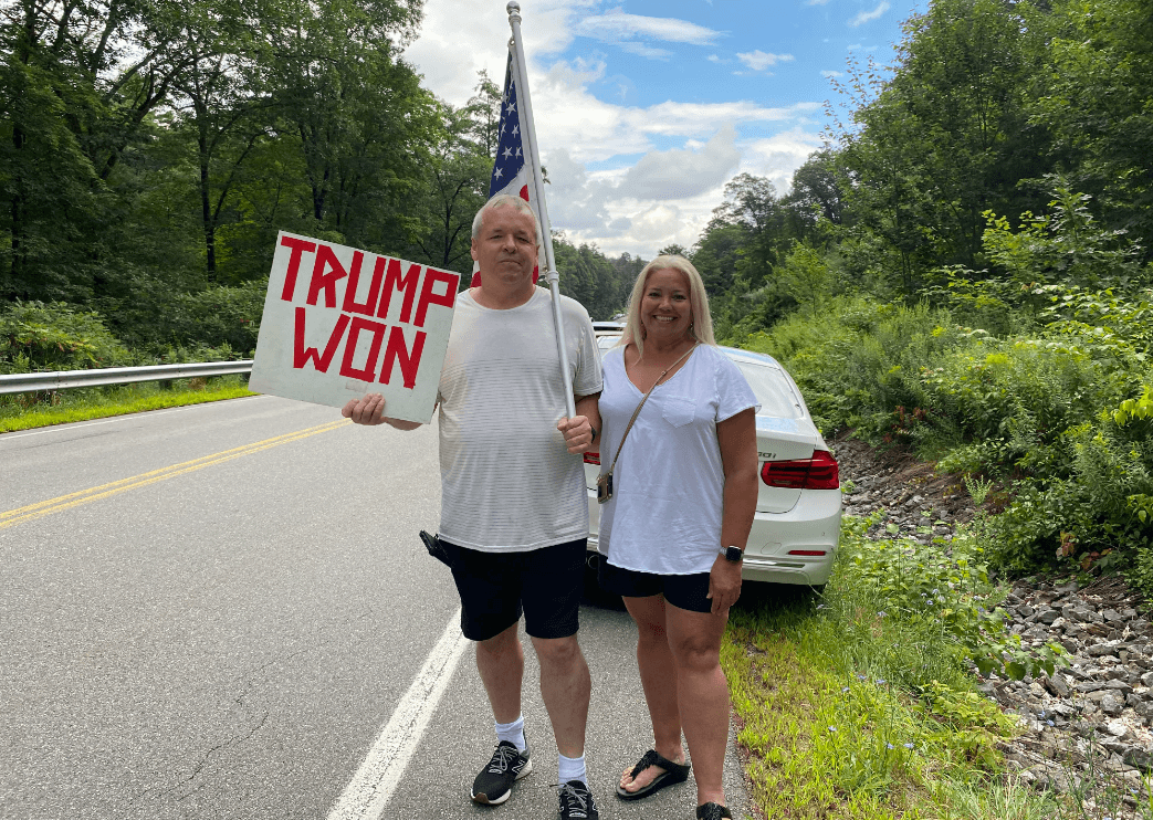 Supporters Flock to Trump’s New Hampshire Appearance Amidst Indictments