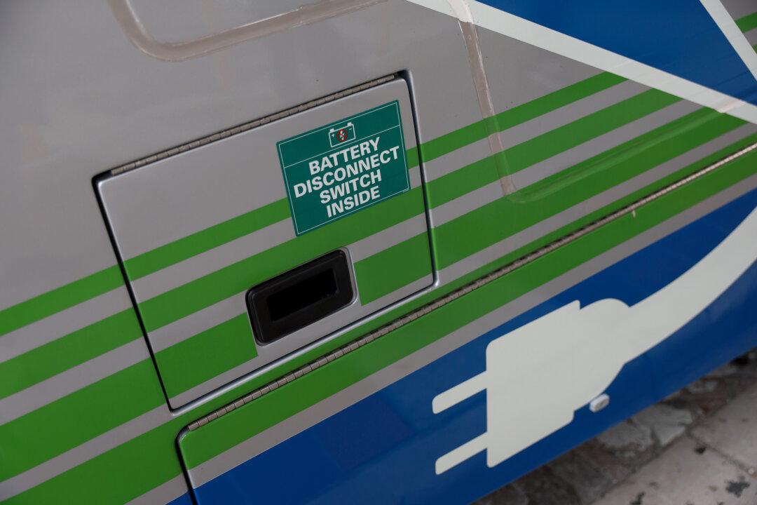 Majority of Edmonton’s $1 Million Electric Buses Stuck in Shop After Parts Supplier Files for Bankruptcy