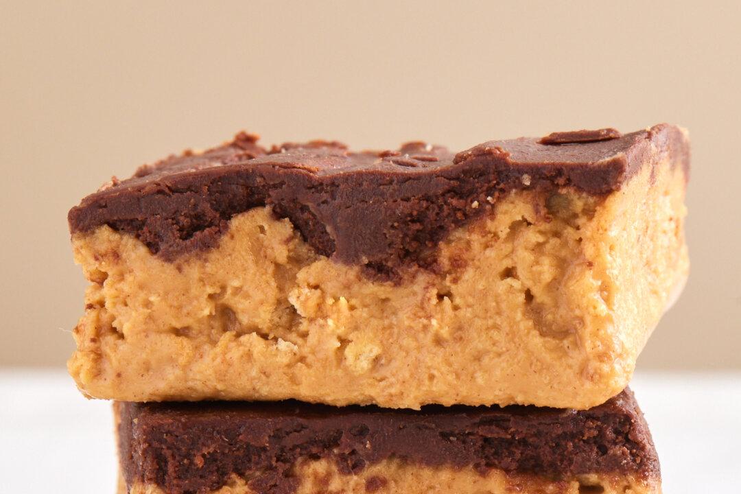 No Bake Peanut Butter Bars Taste Just Like Reese’s