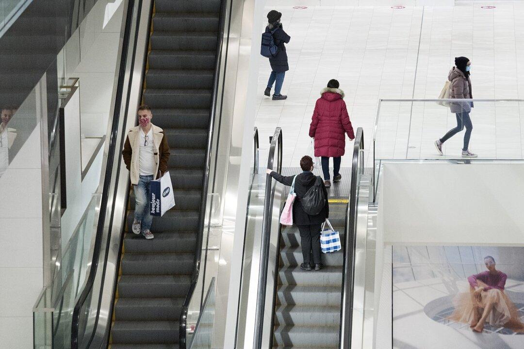 Standard of Living in Canada Dropping Steadily Since 2019: Study