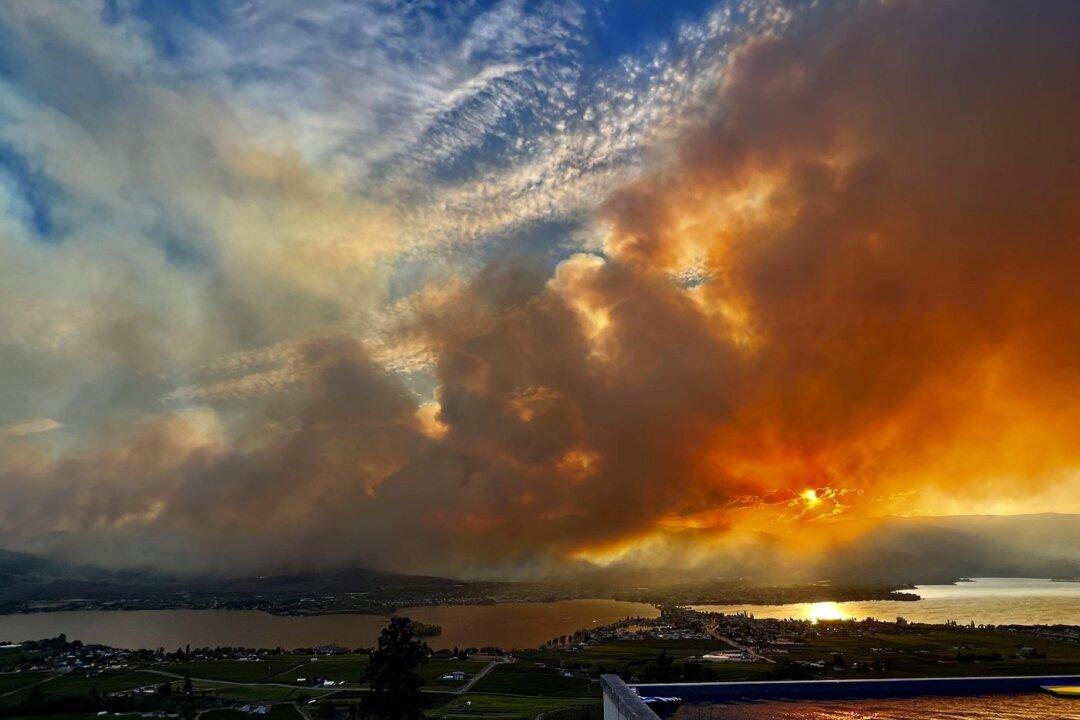 All Evacuation Orders Lifted Around Osoyoos, BC, as Wildfire No Longer Spreading