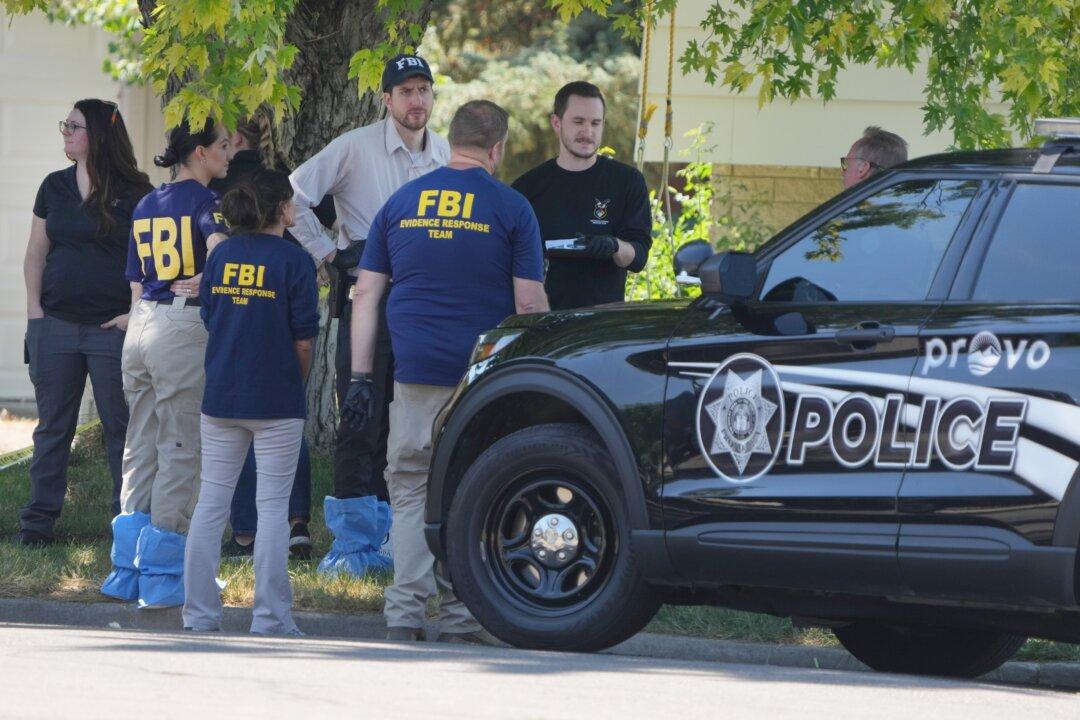 Man Killed During FBI Raid After Allegedly Threatening Biden