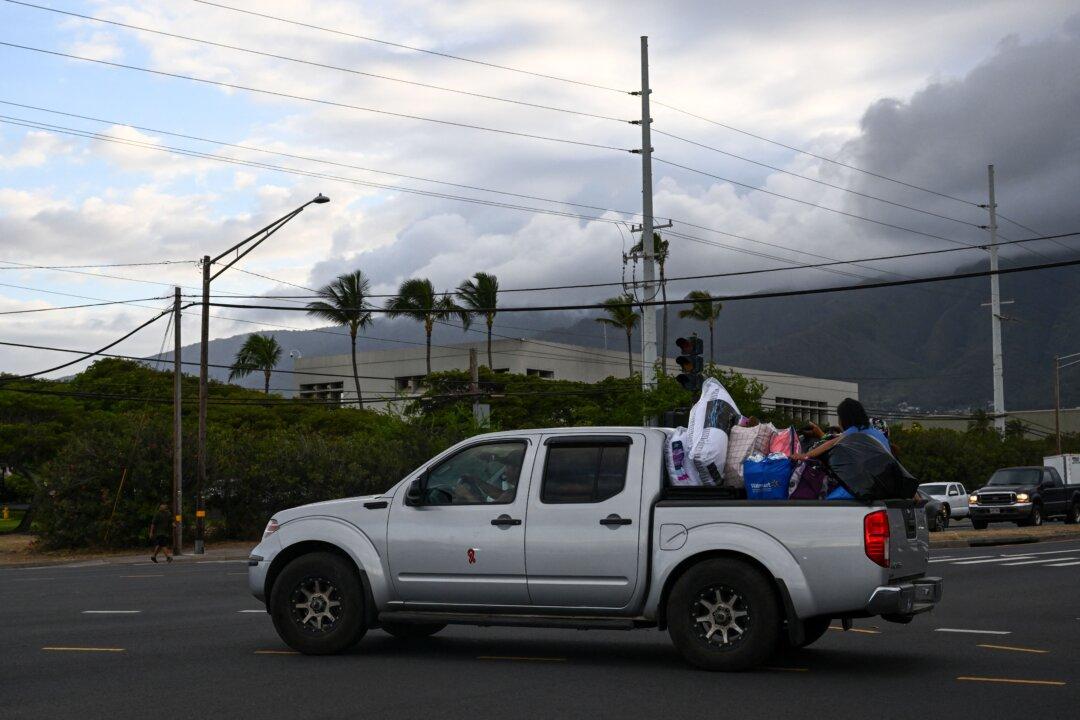 Maui Residents Plagued by Wildfires Ask for Help From Billionaire Residents and Others