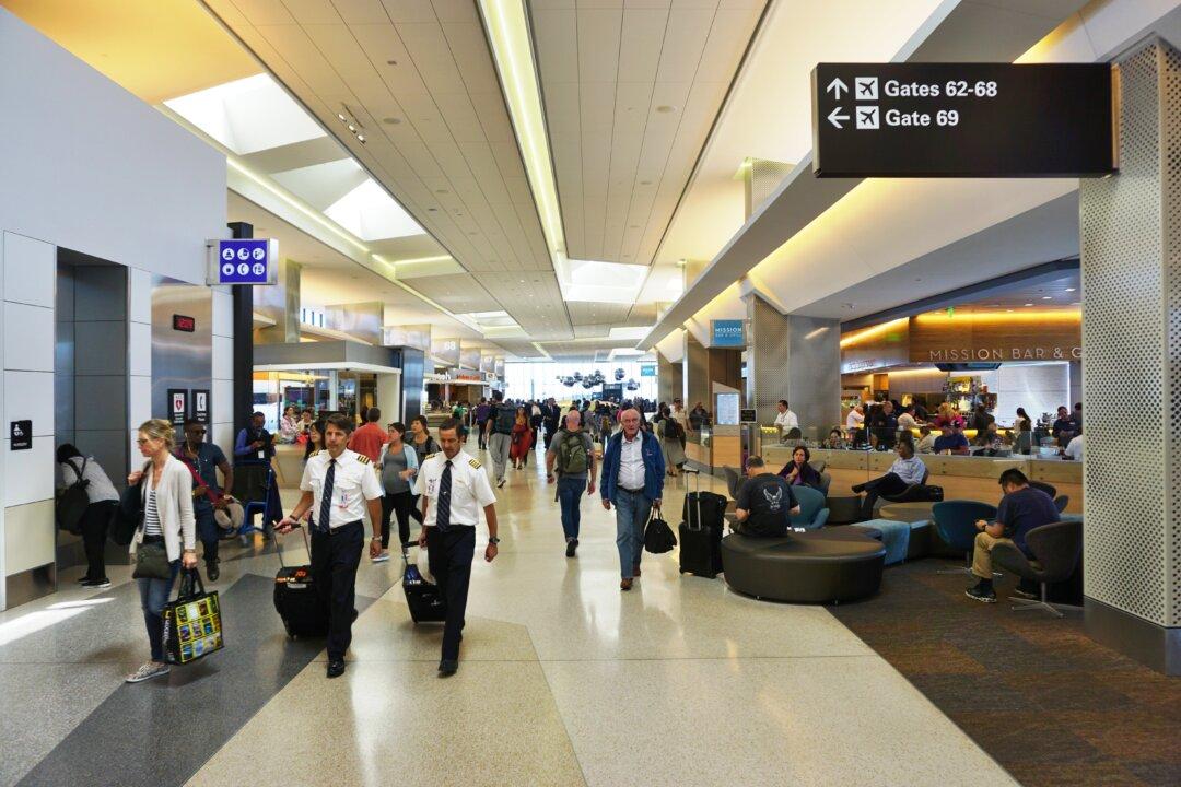 What Is ‘Skiplagging’ and Should You Use It as a Travel Hack for Your Next Flight?