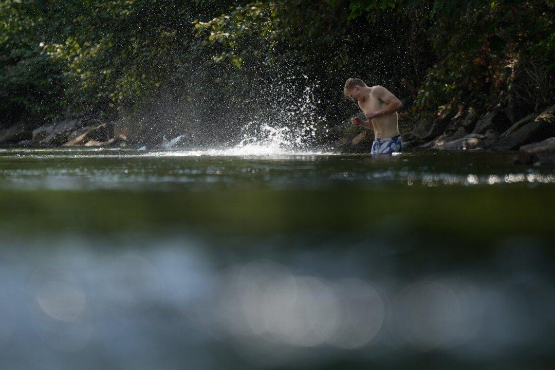 Heat Wave Spreads From BC’s South Coast to Southern, Central Interior