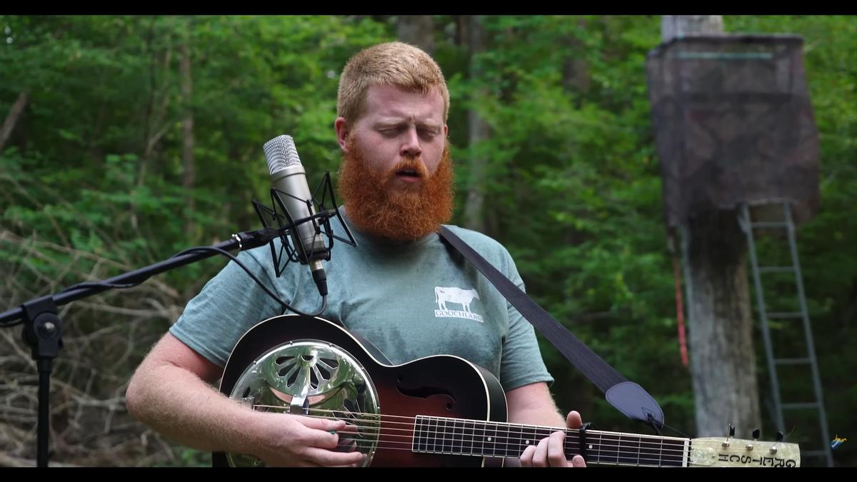 Oliver Anthony’s Live Event in North Carolina Attracts Thousands