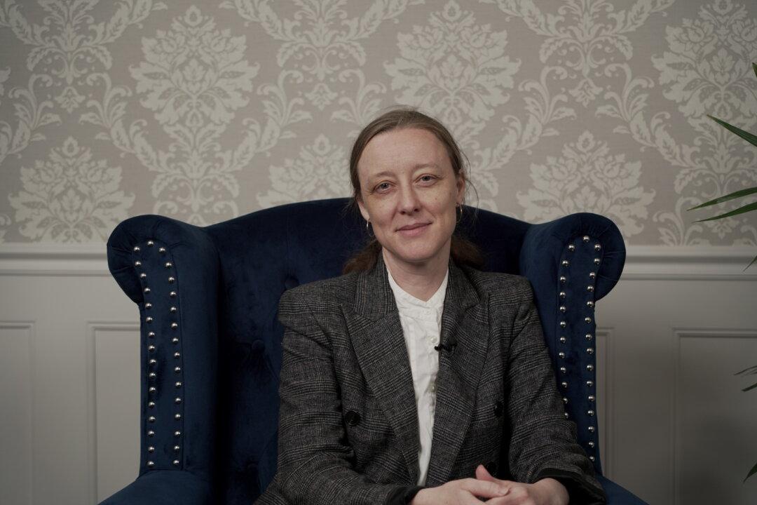 Parent Campaigner Urges Transparency to Prevent Children From Being ‘Indoctrinated’ From ‘Secret’ Sex Education Lessons