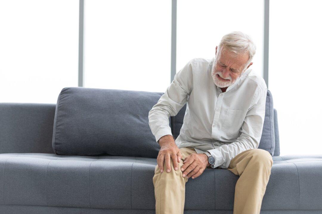 Easing Osteoarthritis Discomfort: Try These Tips for Symptom Relief