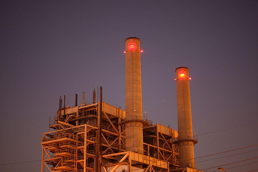 US Natural Gas Prices Trade High as Heating Needs Spike