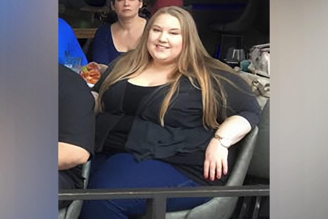 340lb Woman Goes On a Journey to Save Her Life, Loses Half Her Body Weight With Healthy Food Swap