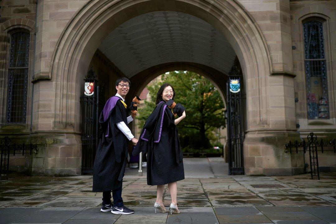 UK Universities Should Welcome International Students, Says UCAS Chief