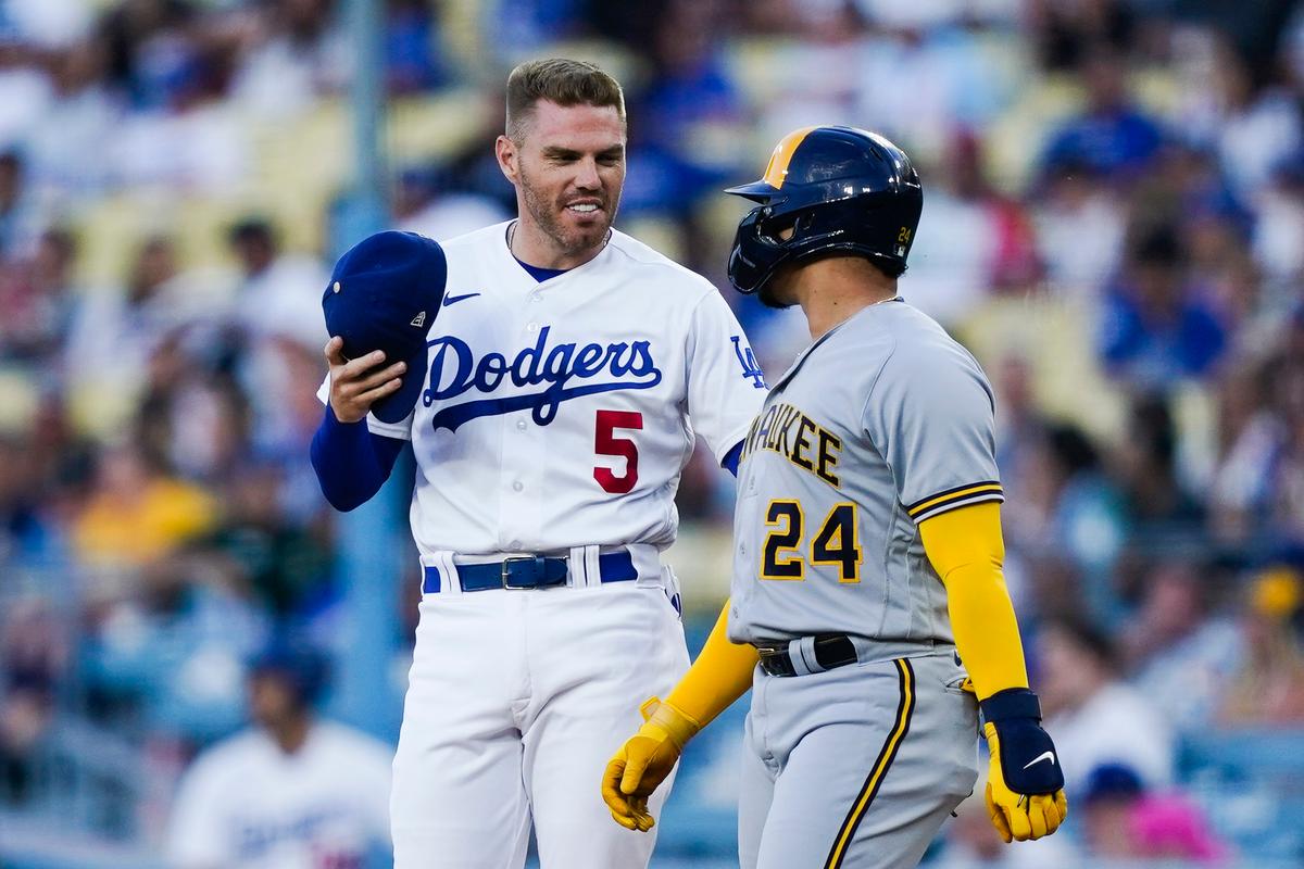 Dodgers Win 9th in a Row With 6–2 Victory Over Brewers in Matchup of NL Division Leaders