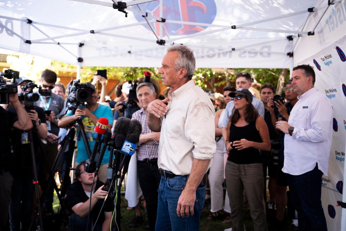 Democratic Presidential candidate Robert F. Kennedy Jr. speaks at the Iowa State Fair in Des Moines, Iowa, on Aug. 12, 2023. (Madalina Vasiliu/The Epoch Times)