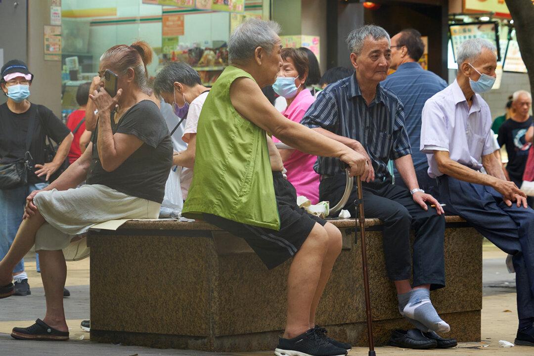 Census Department Expects HK Elderly Population to Exceed One-Third by 2046