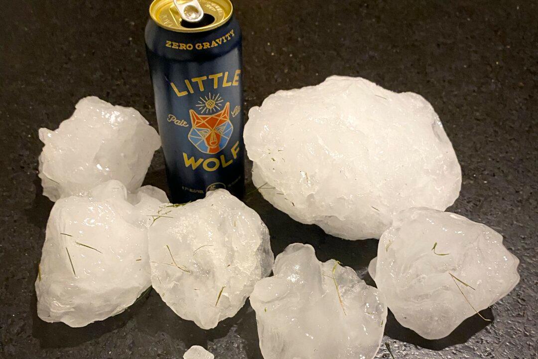 Large Ice Chunk Falls From Sky, Damages House in Massachusetts