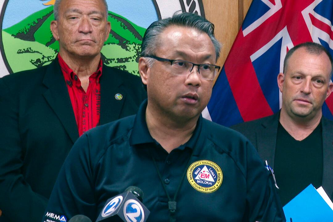 Maui’s Emergency Chief Resigns Amid Criticisms Over Wildfires Siren Failure