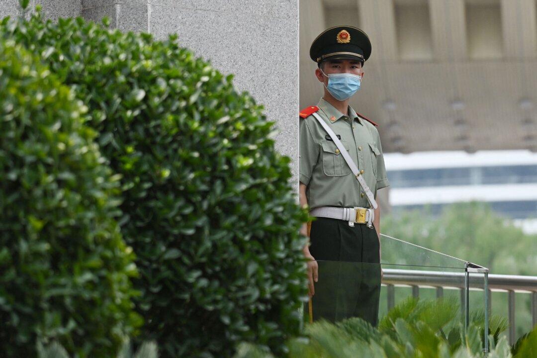 With Economy in Crisis, China Resorts to Coverup