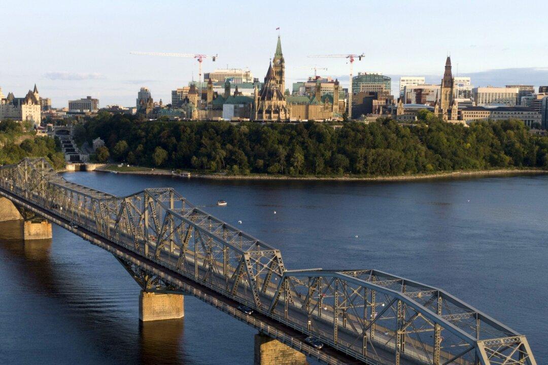 Federal Government Misleading Canadians About ‘Fair Share’ of Taxes
