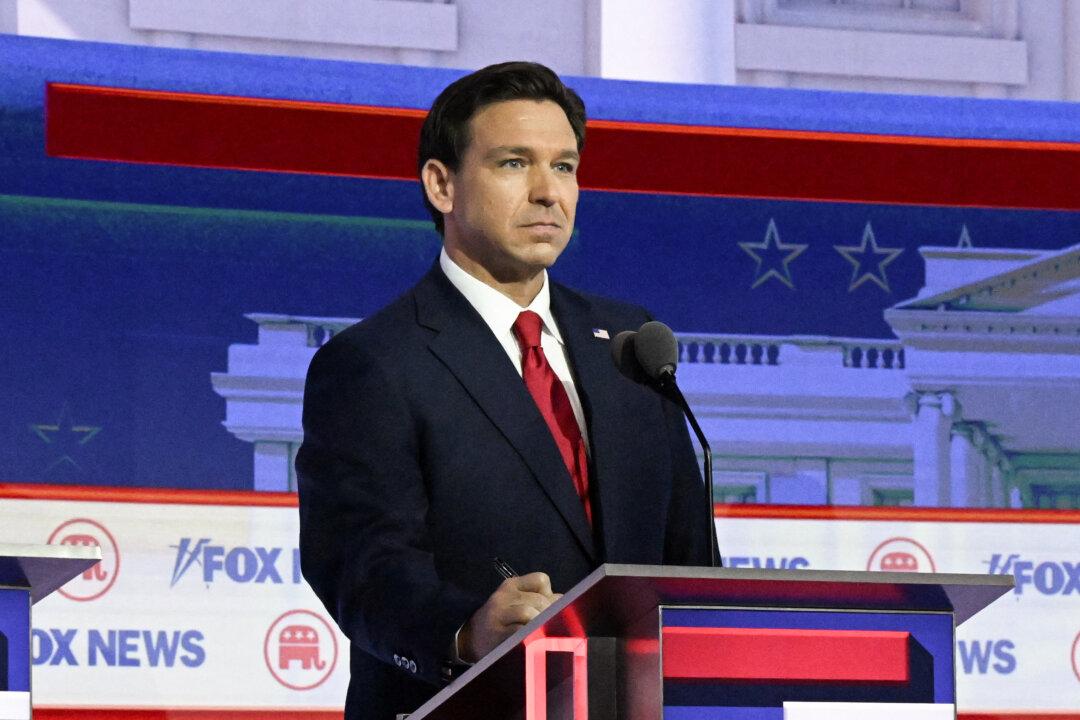 DeSantis Campaign Responds to Closure of Unaffiliated ‘Scam’ PAC