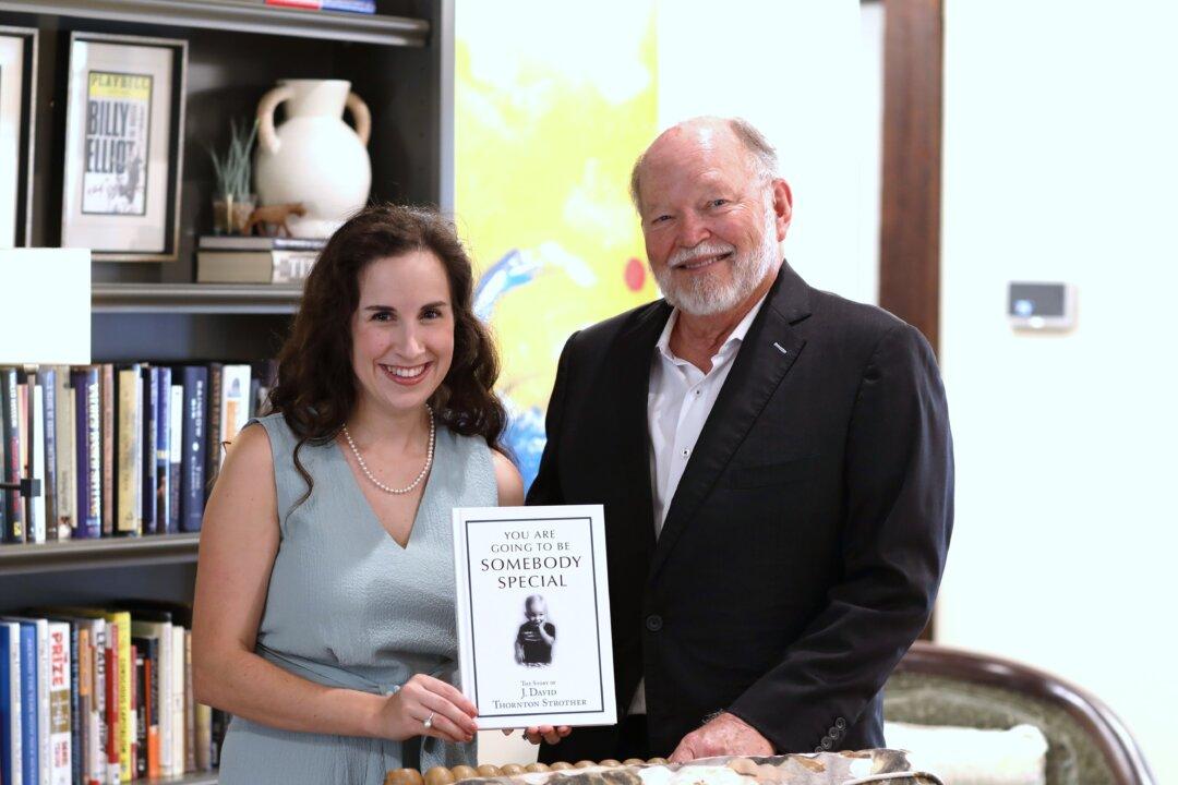 How One Woman Is Capturing the Stories of Average Americans Through Life Storybooks