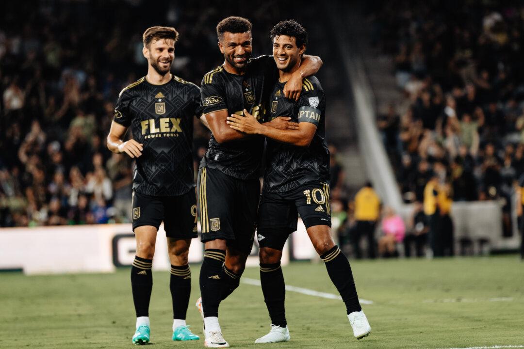 Carlos Vela Returns to Help LAFC Throttle Colorado 4–0