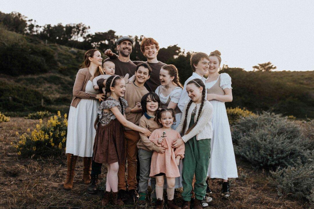 Meet the Family With 10 Kids Who Have a Passion for Playing Classical String Music