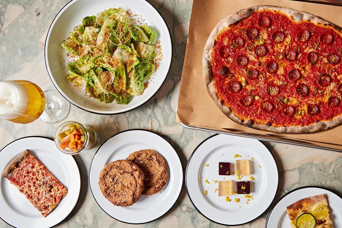 New Haven by Way of Brooklyn: An Apizza Place Opens in New York