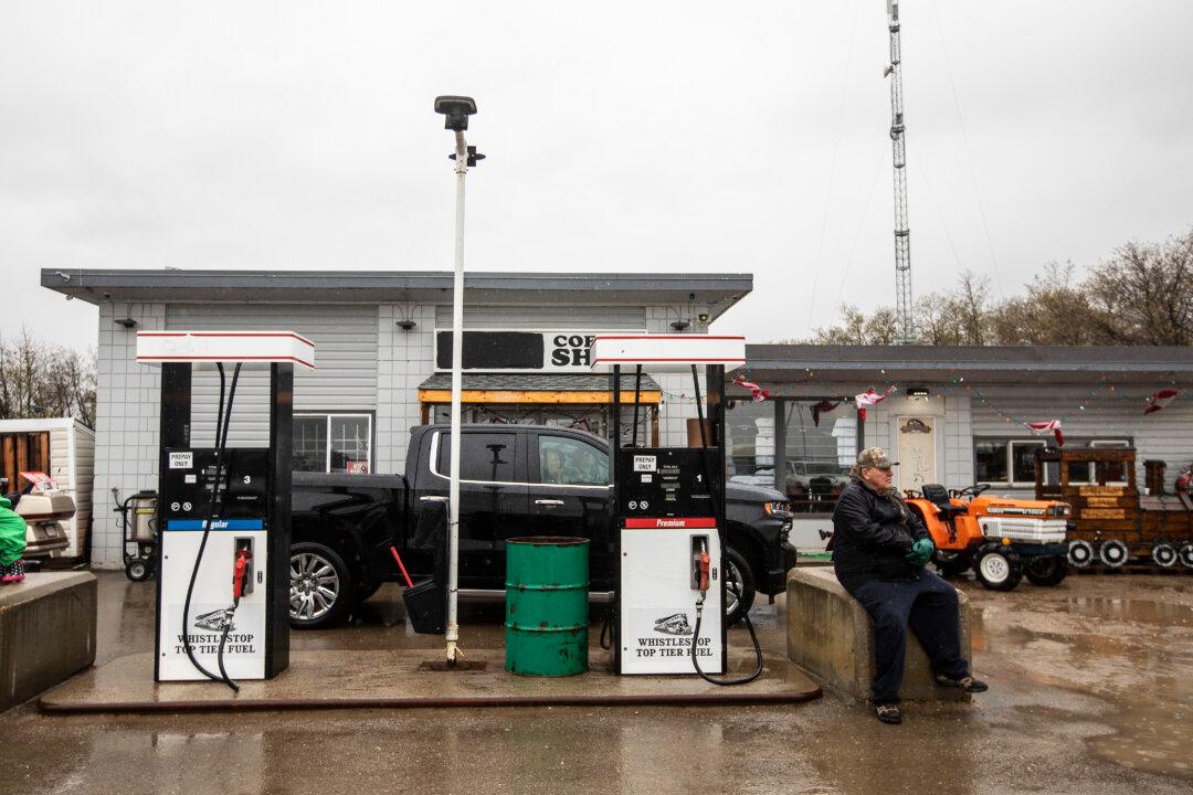 Whistle Stop Cafe Owner Acquitted of All COVID Charges by Alberta Court