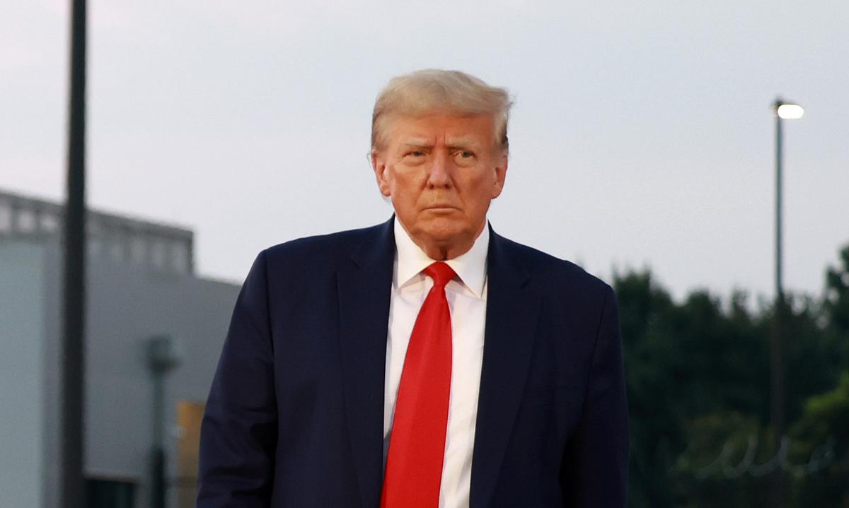 Arizona Election Chief on 14th Amendment in Trump Eligibility Debate: ‘You Can’t Enforce It’